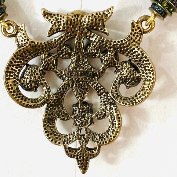 Heidi Daus “Beguiling Baroque” Swarovski Crystals necklace, blue faceted beads - Picture 9 of 12